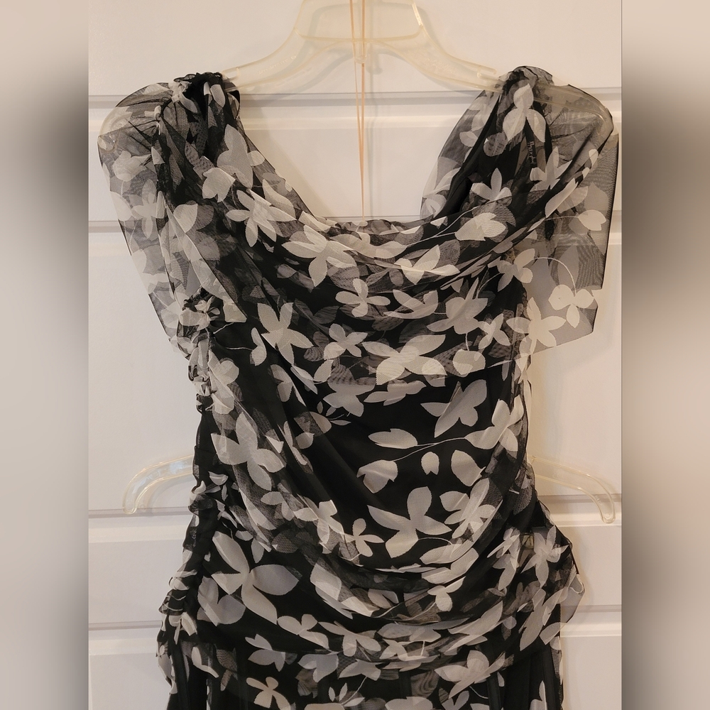 Vintage Joseph Ribkoff Trends 2-Piece Mesh Floral Evening Gown Set - Size 6 - Picture 10 of 14